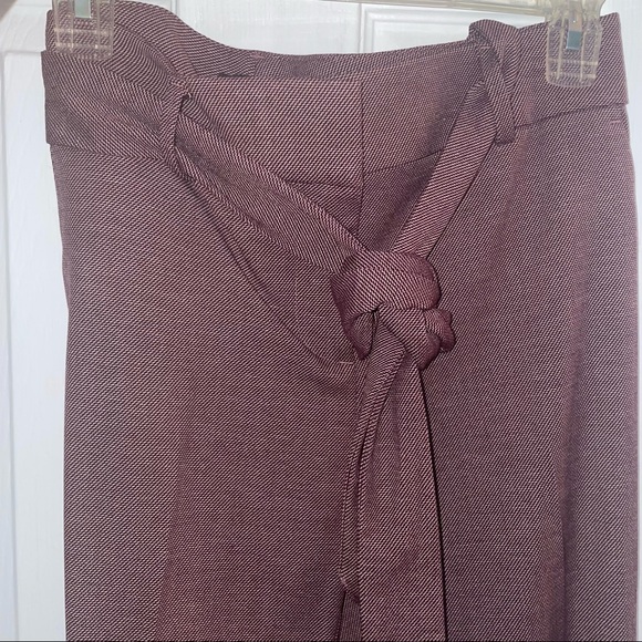 Women’s trousers - Picture 2 of 4